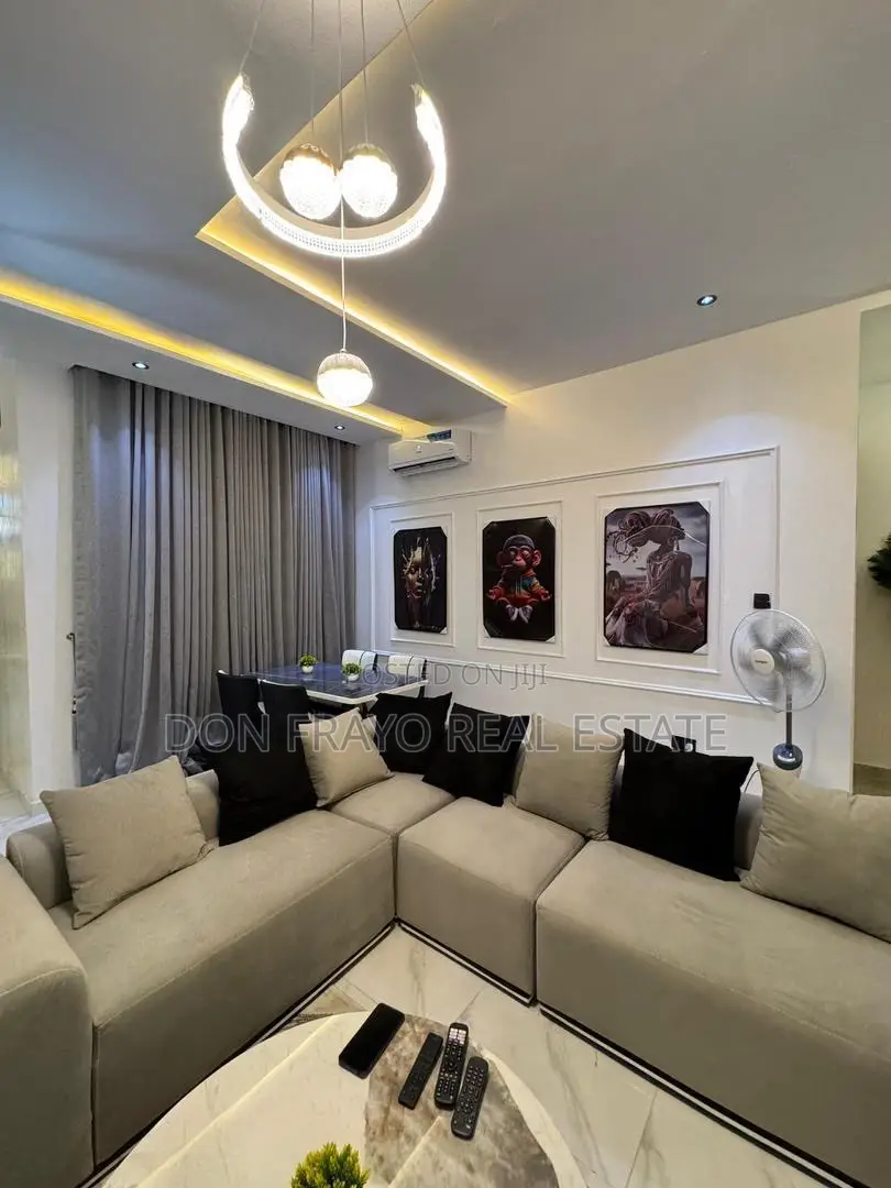 Furnished 2bdrm Apartment in Near Salem Bus Stop, Ikate-Elegushi in Ikate-Elegushi