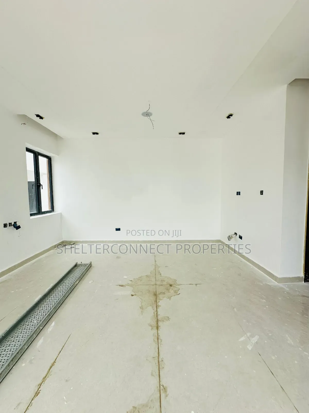 4bdrm Duplex in Lekki Phase 1 for sale in Lekki Phase 1