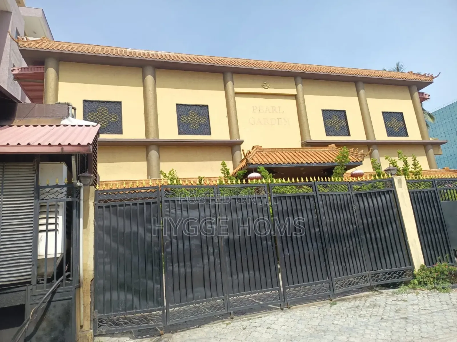 Detached Duplex Good for Lounge Restaurant Supermarket in Ahmadu Bello Way