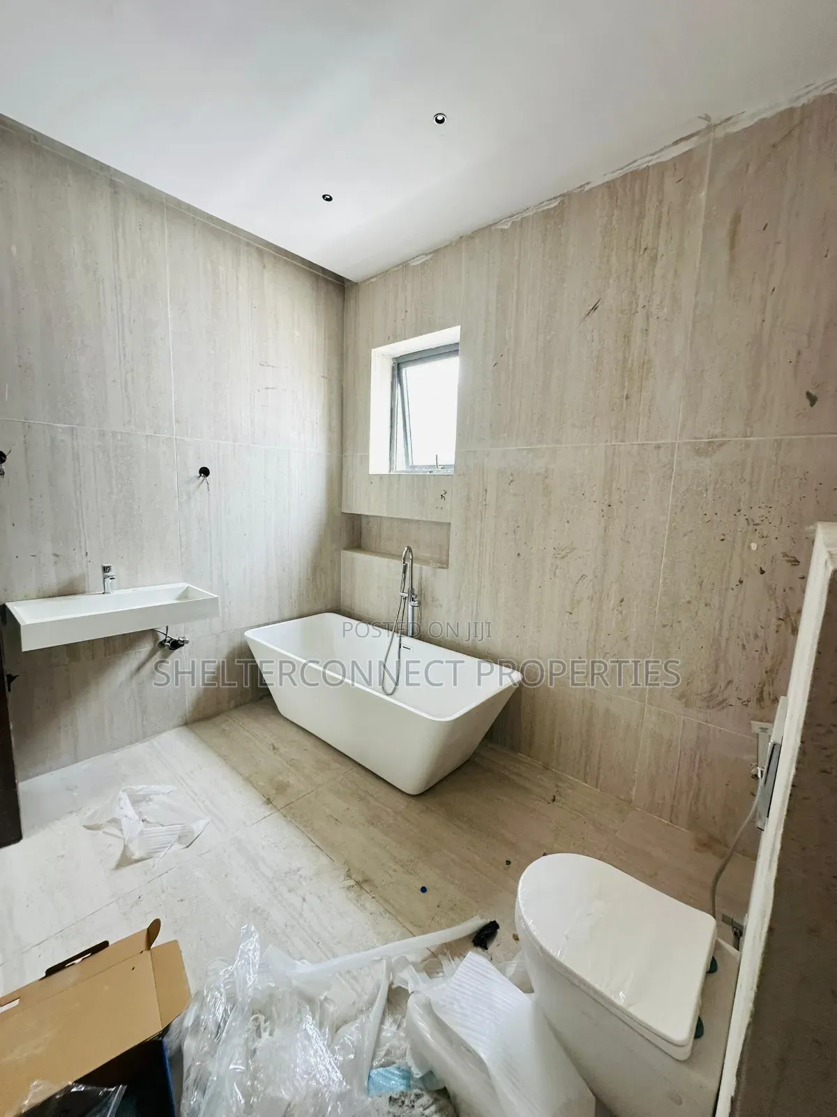 4bdrm Duplex in Lekki Phase 1 for sale in Lekki Phase 1