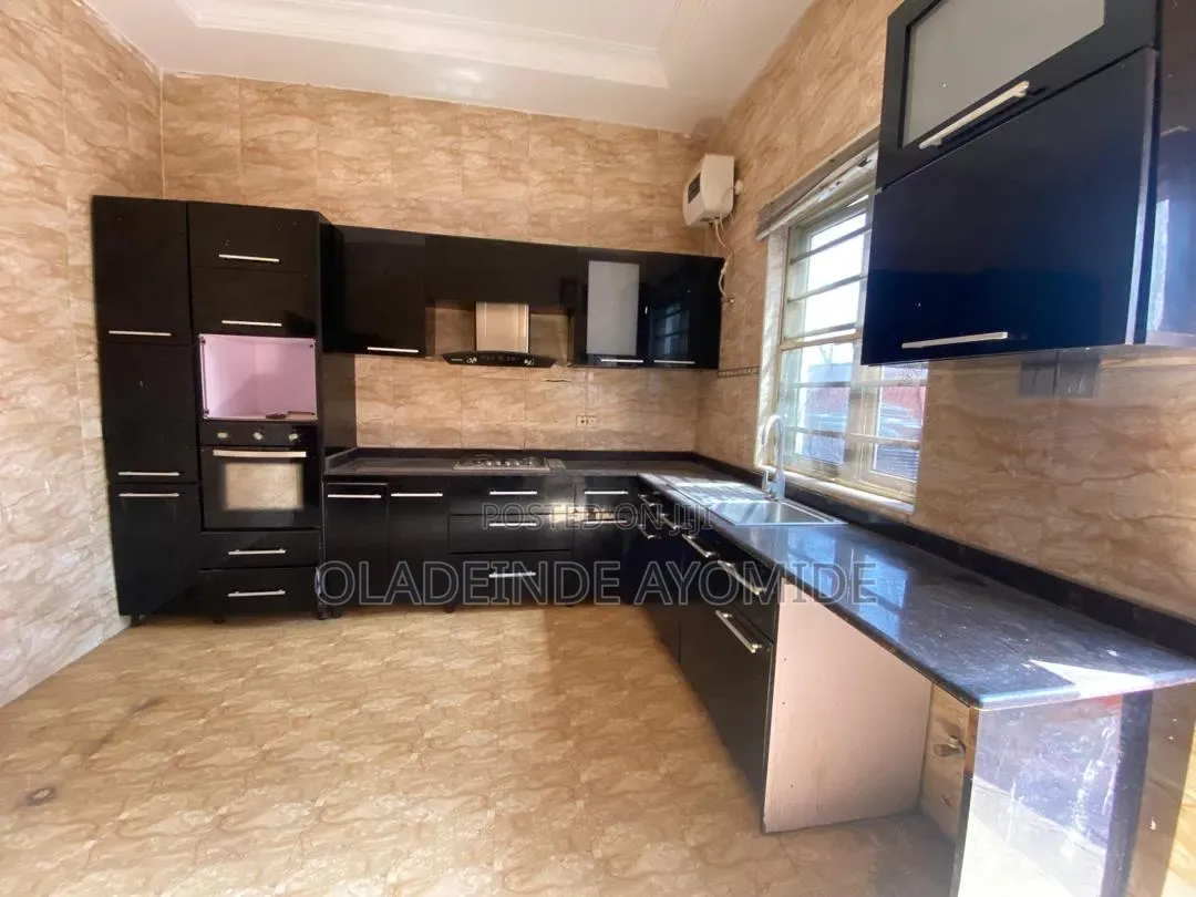 3bdrm Duplex in Agungi Lekki for rent in Agungi