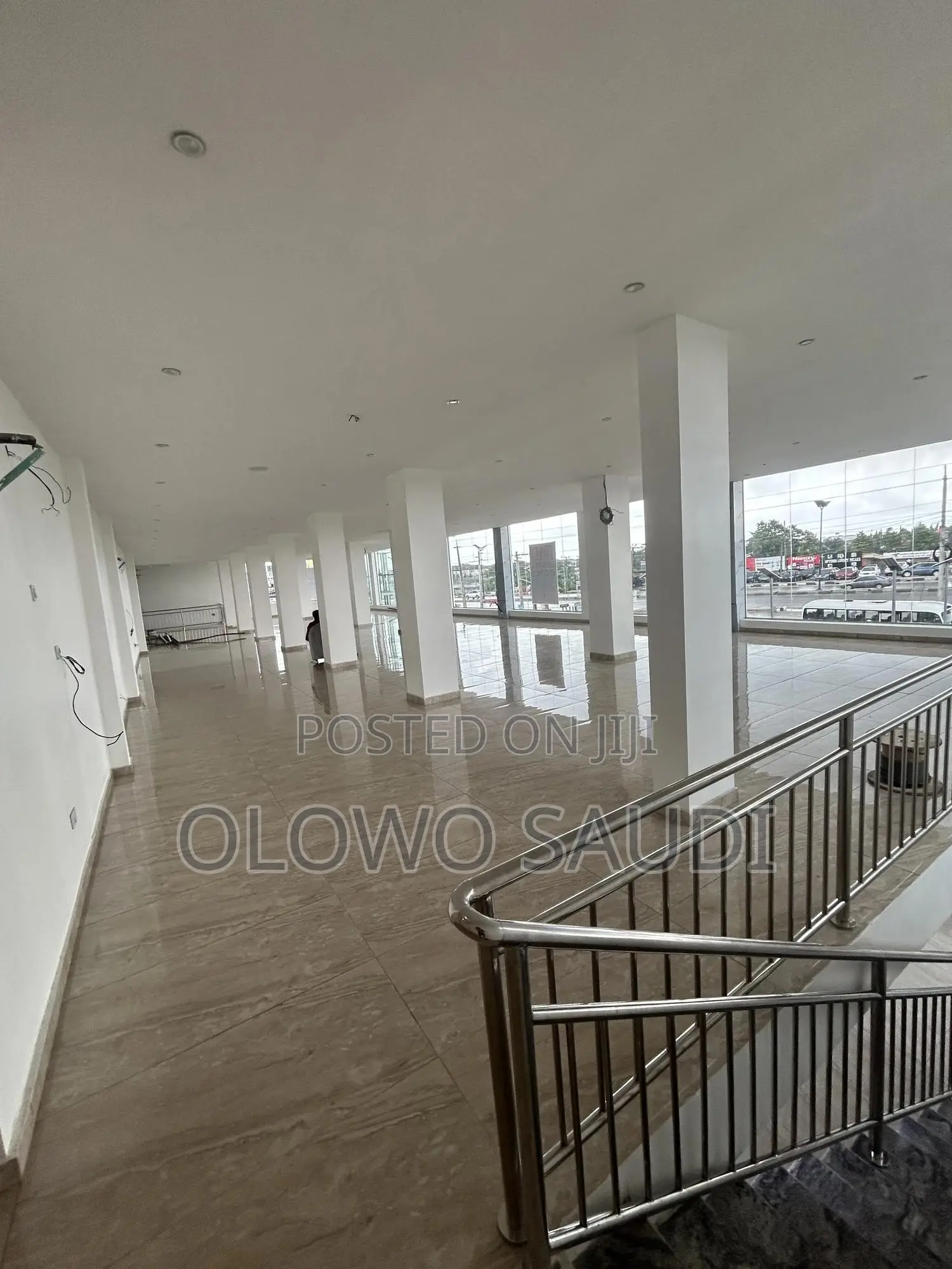 *Commercial Space ||300 || Office / Showroom* in Sangotedo