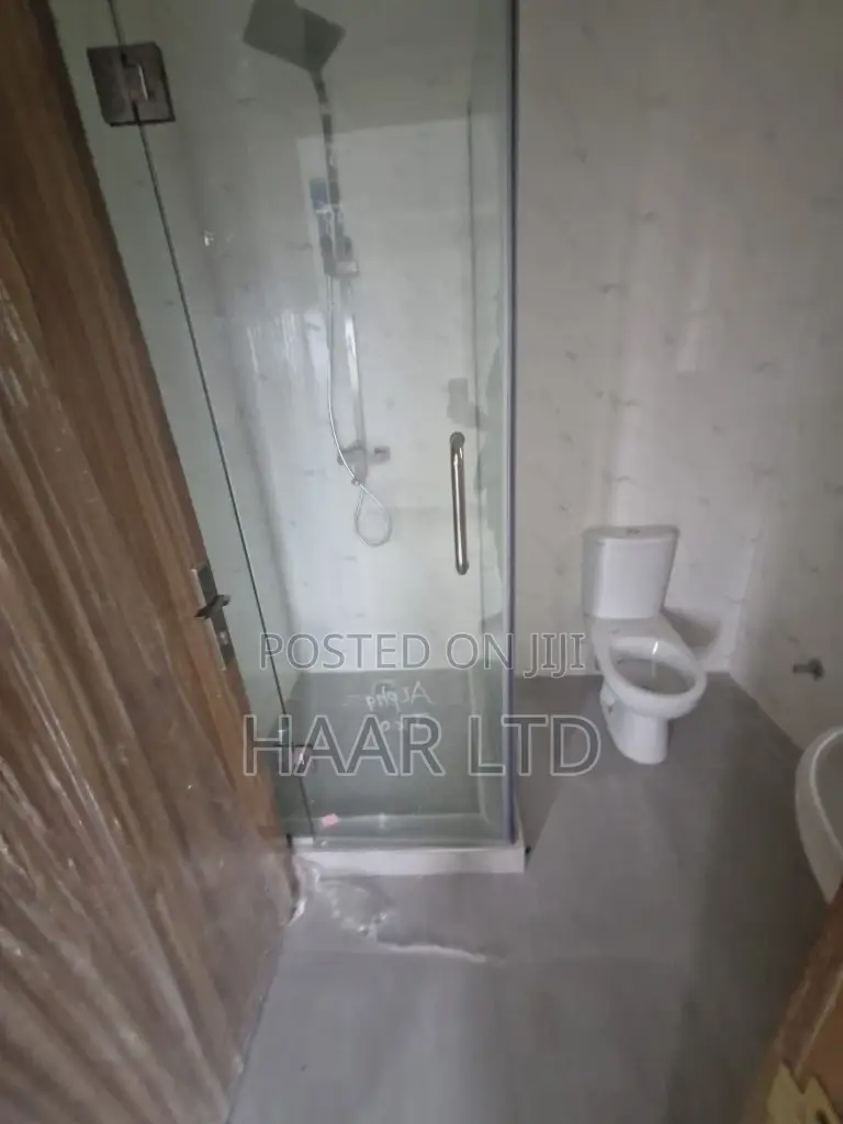 4bdrm Duplex in Lekki Phase 1 for sale in Lekki Phase 1