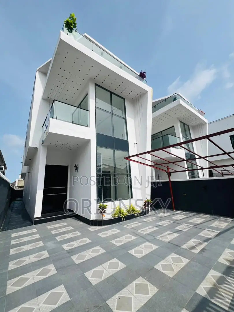 5bdrm Duplex in Ajah, Off Lekki-Epe Expressway for sale in Off Lekki-Epe Expressway