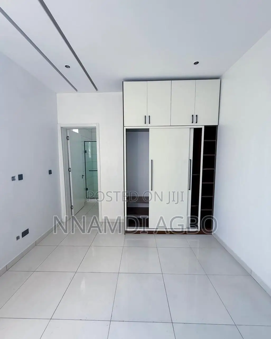 2bdrm Apartment in Victoria Island Extension for sale in Victoria Island Extension