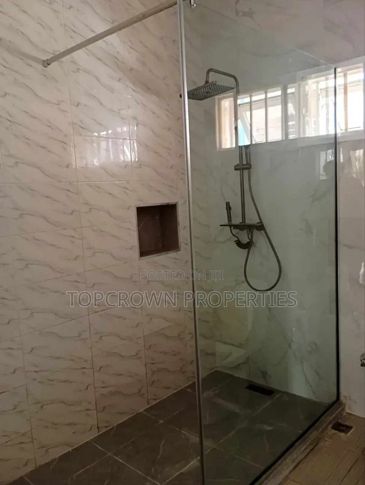 5bdrm Duplex in Guzape District for rent in Guzape District