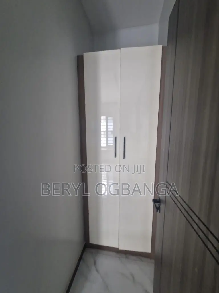 2bdrm Apartment in Lekki Phase 1 for sale in Lekki Phase 1