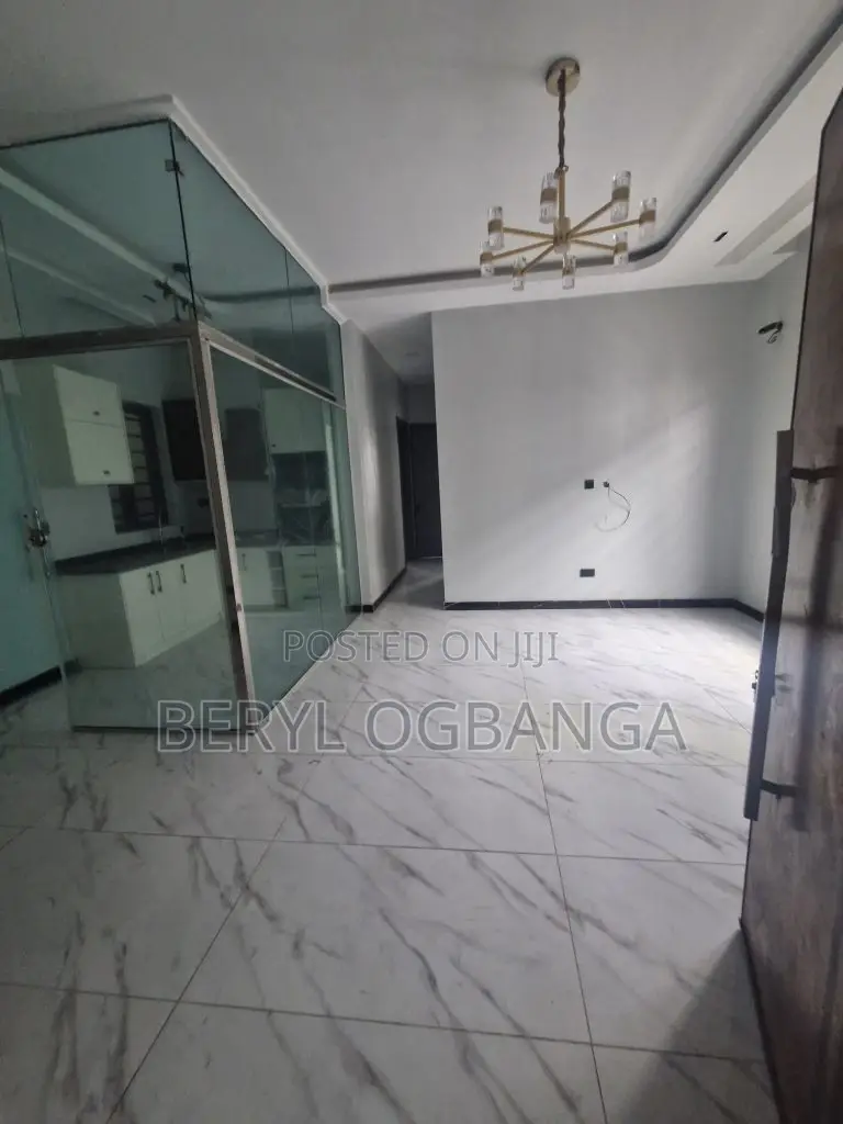 2bdrm Apartment in Lekki Phase 1 for sale in Lekki Phase 1