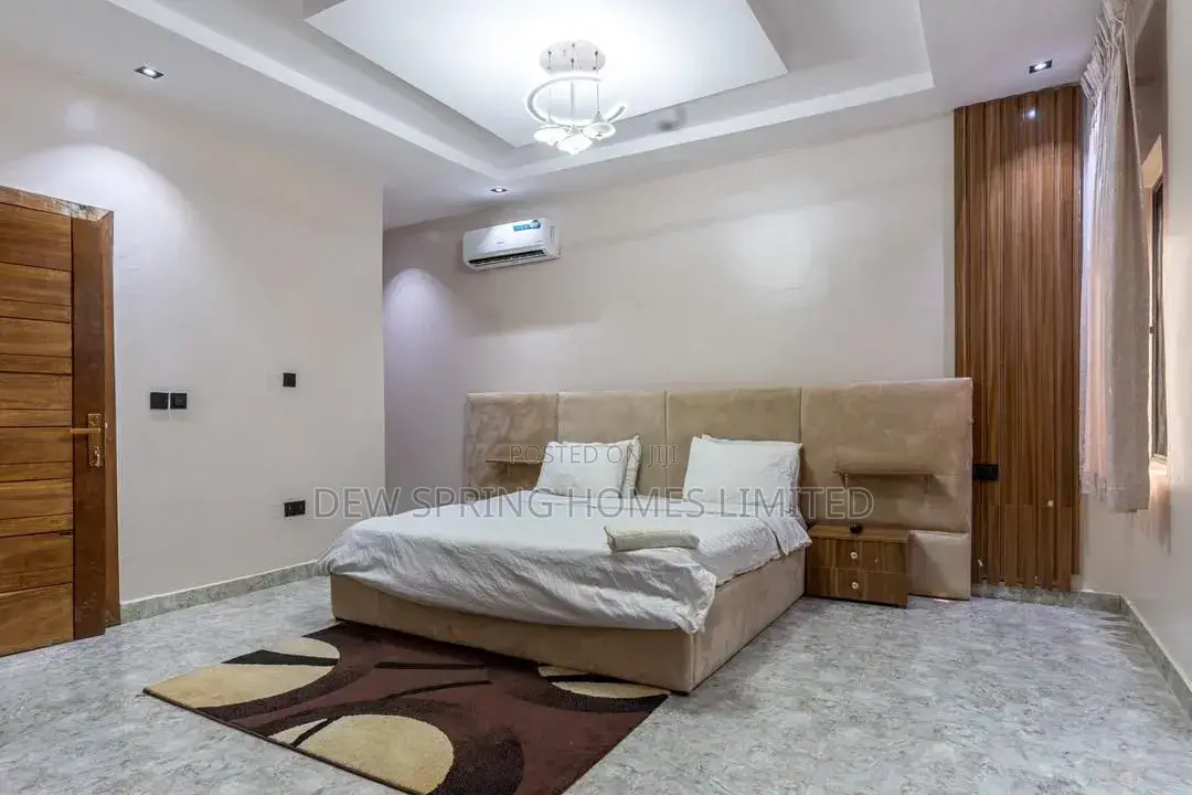 Luxury 2 Bedroom Apartment in Ikate