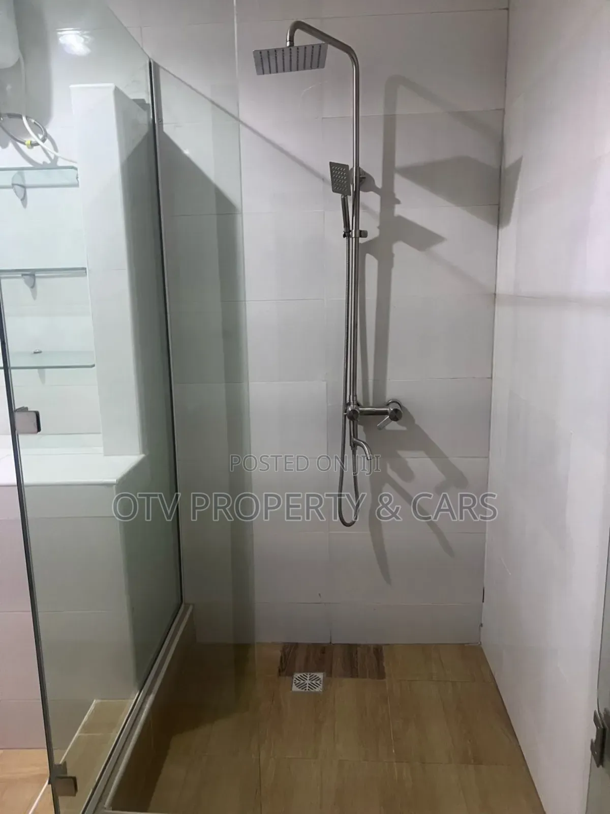 Furnished 3bdrm Apartment in Lekki Phase 1 for sale in Lekki Phase 1