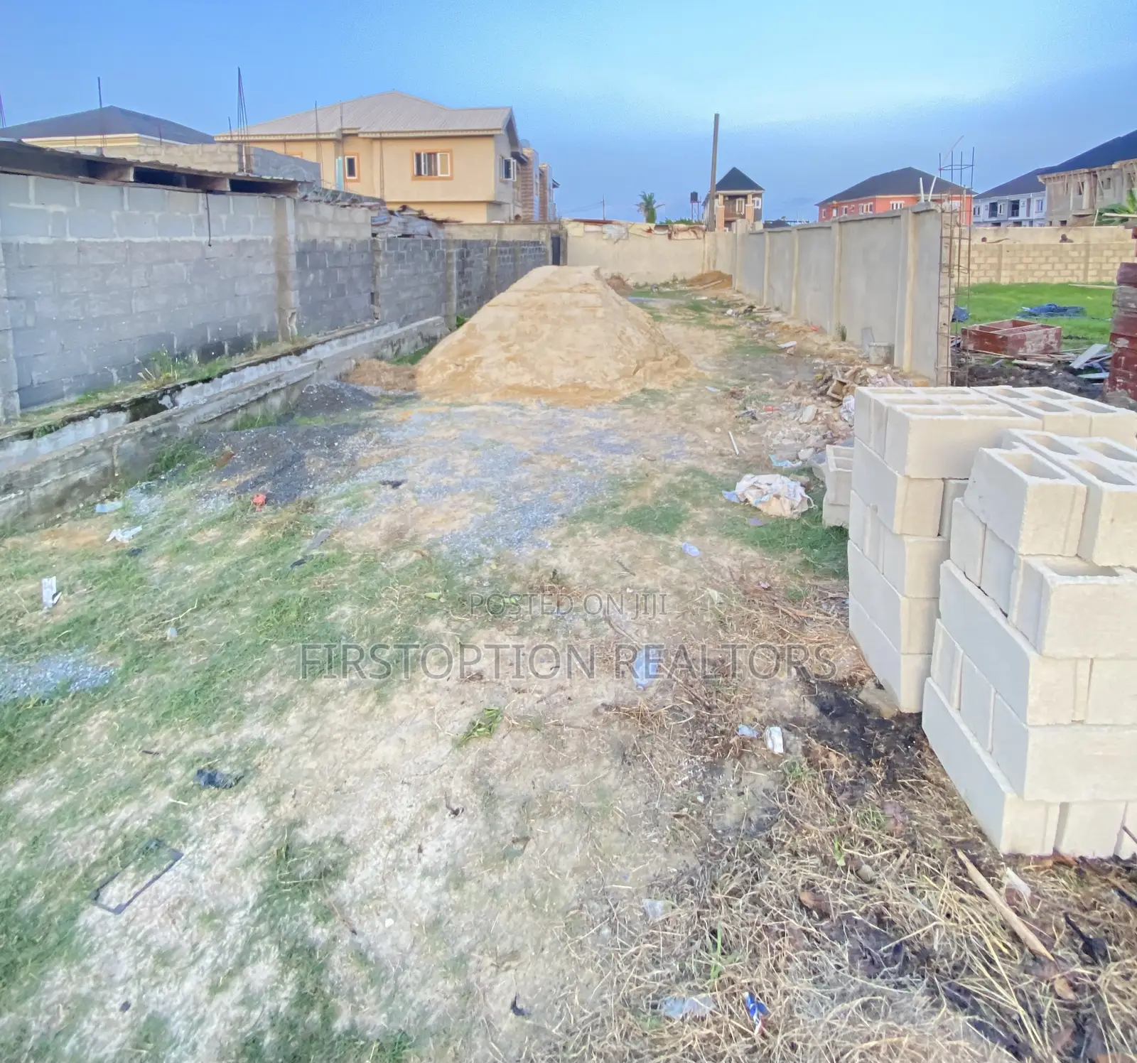Sweet Deal! 650sqm Dryland at Greenland Estate Ogombo Ajah Lagos in Ogombo