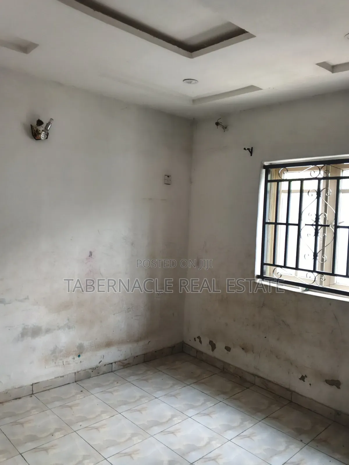 3bdrm Bungalow in Alogba Estate, Ebute for rent in Ebute