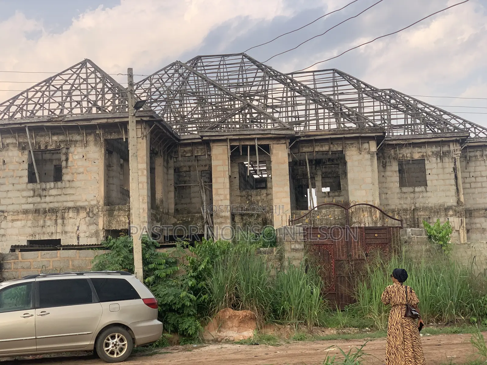 3bdrm Block of Flats in Ogbaku Town, Owerri for sale in Owerri