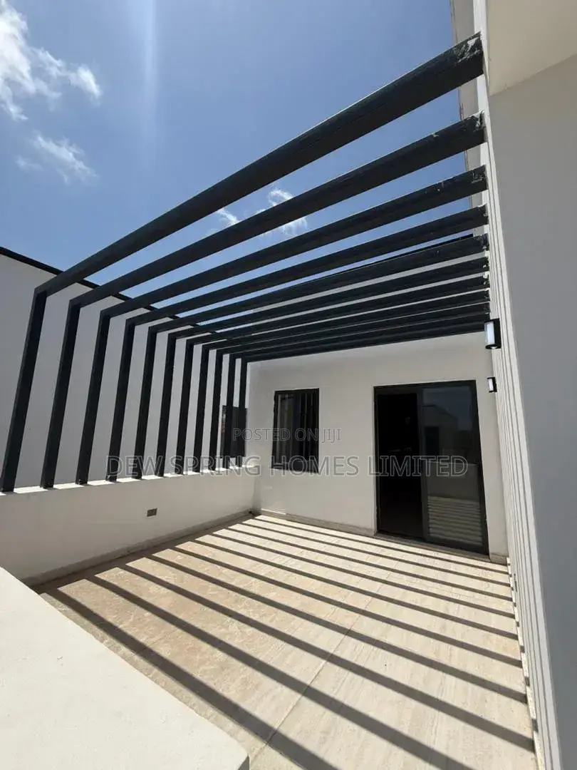 5bdrm Mansion in Lekki for sale in Lekki Phase 1