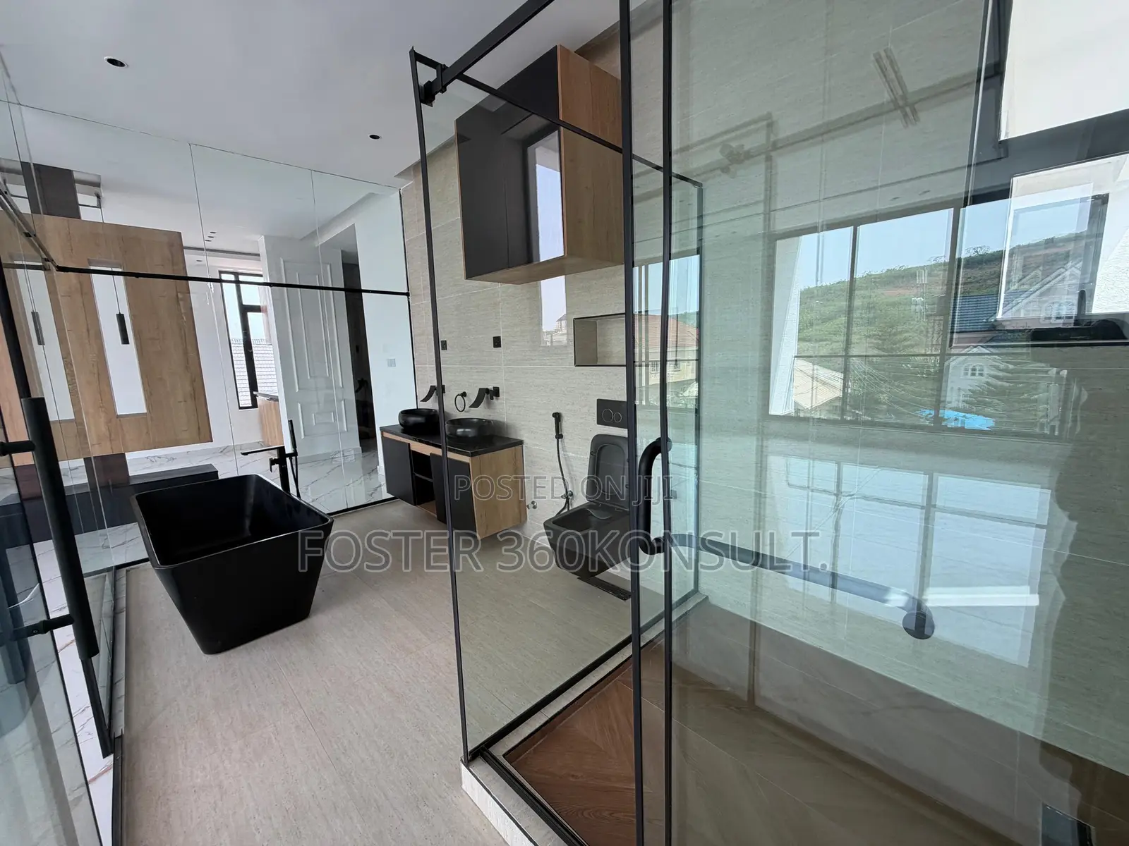 7bdrm Duplex in Apo Resettlement for sale in Apo Resettlement