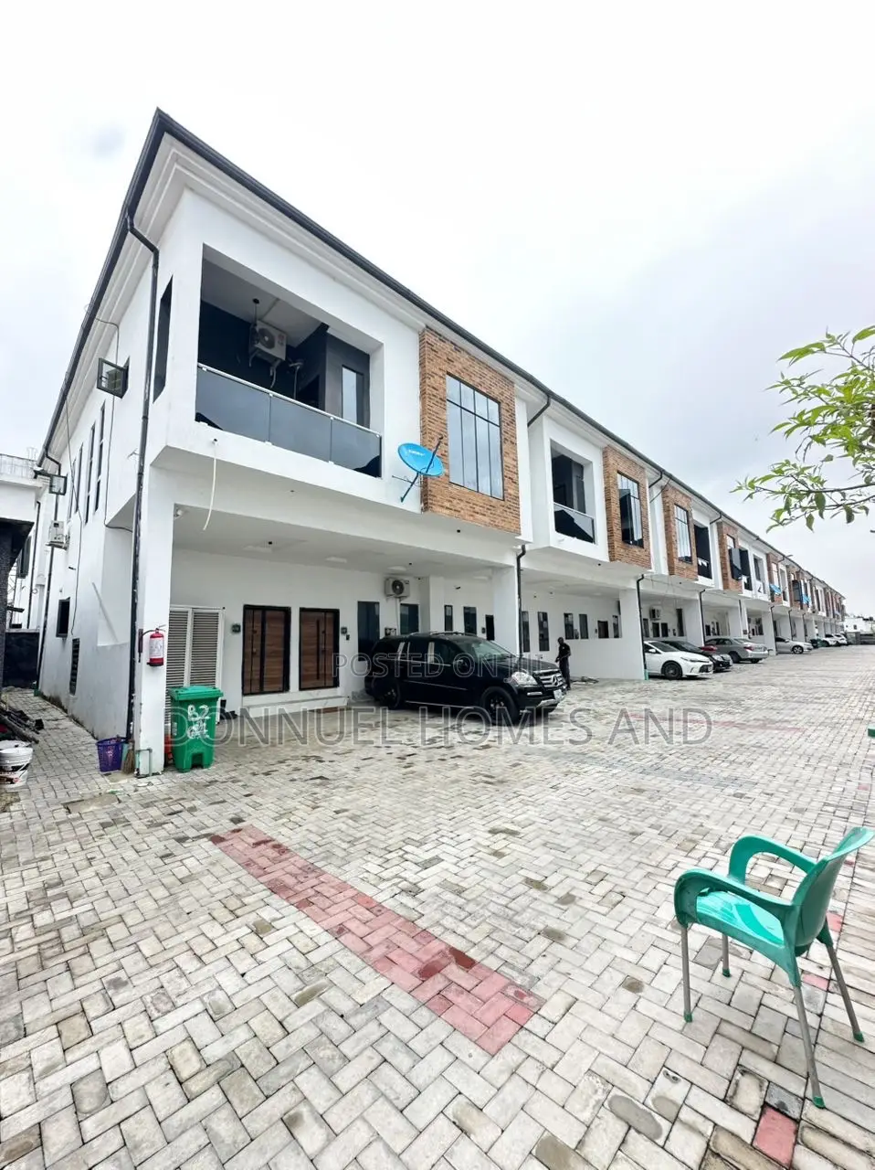 4bdrm Townhouse / Terrace in Lekki Expressway for rent in Lekki Expressway