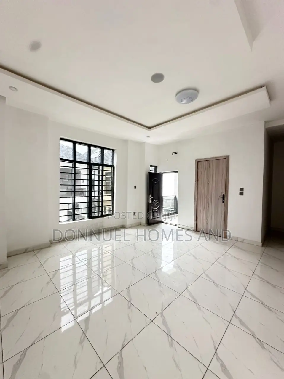 4bdrm Townhouse / Terrace in Lekki Expressway for rent in Lekki Expressway