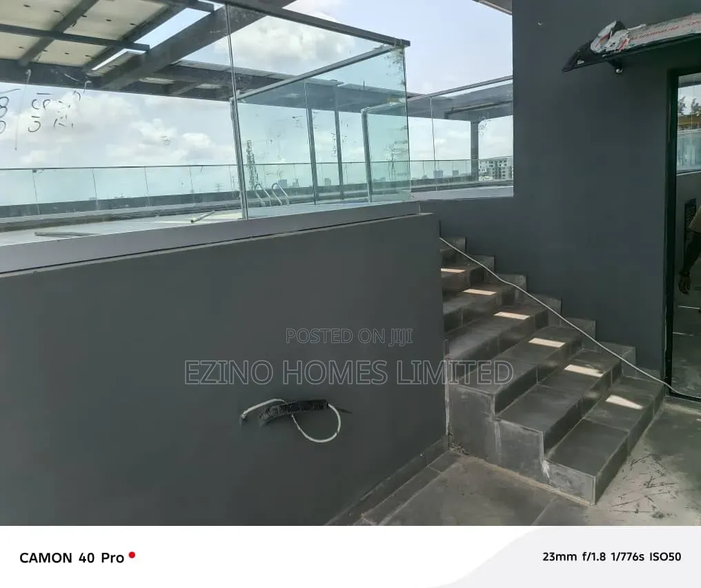 3bdrm Apartment in Mini Estate, Lekki Phase 1 for sale in Lekki Phase 1