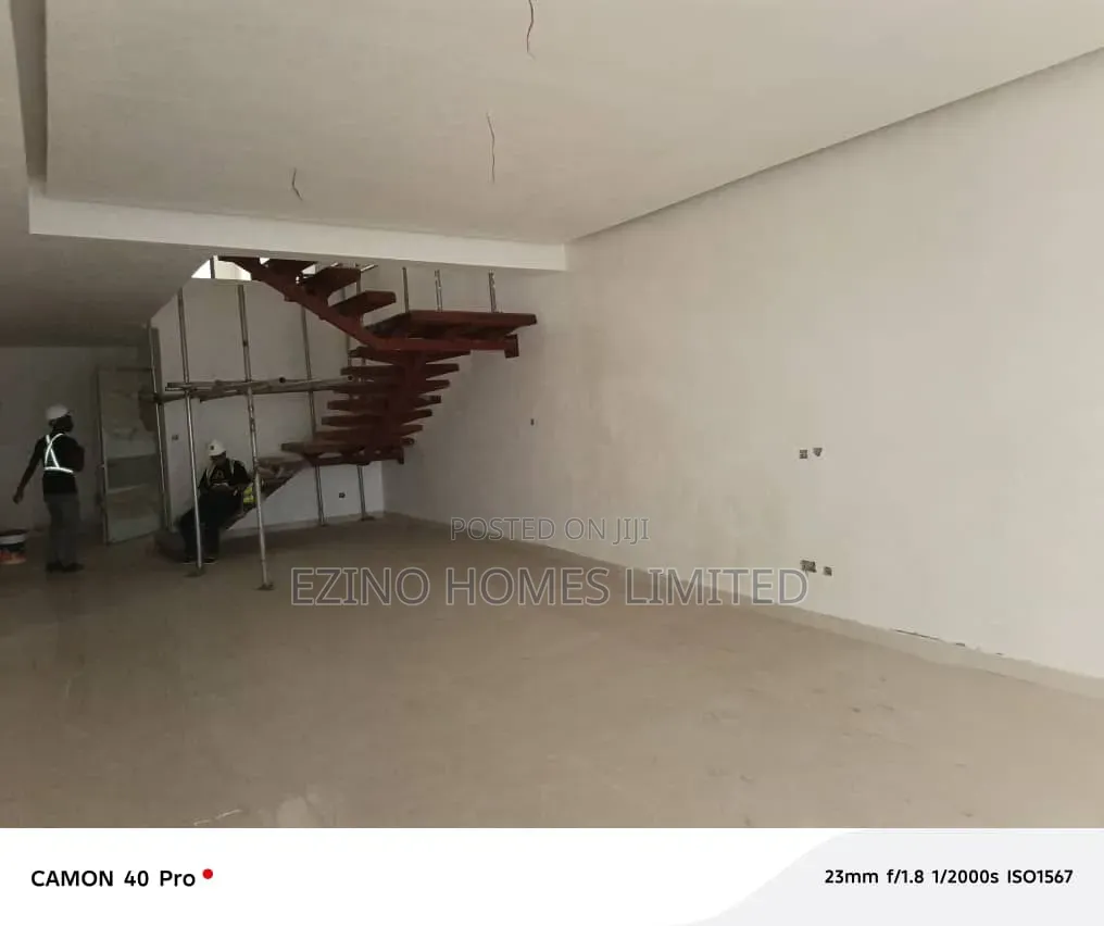 4bdrm Maisonette in Mini Estate, Banana Island for sale in Banana Island