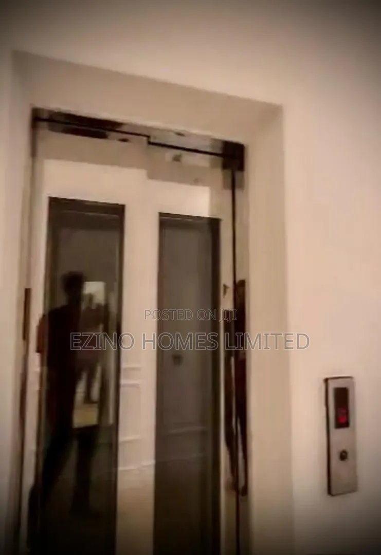 4bdrm Duplex in Mini Estate, Banana Island for sale in Banana Island