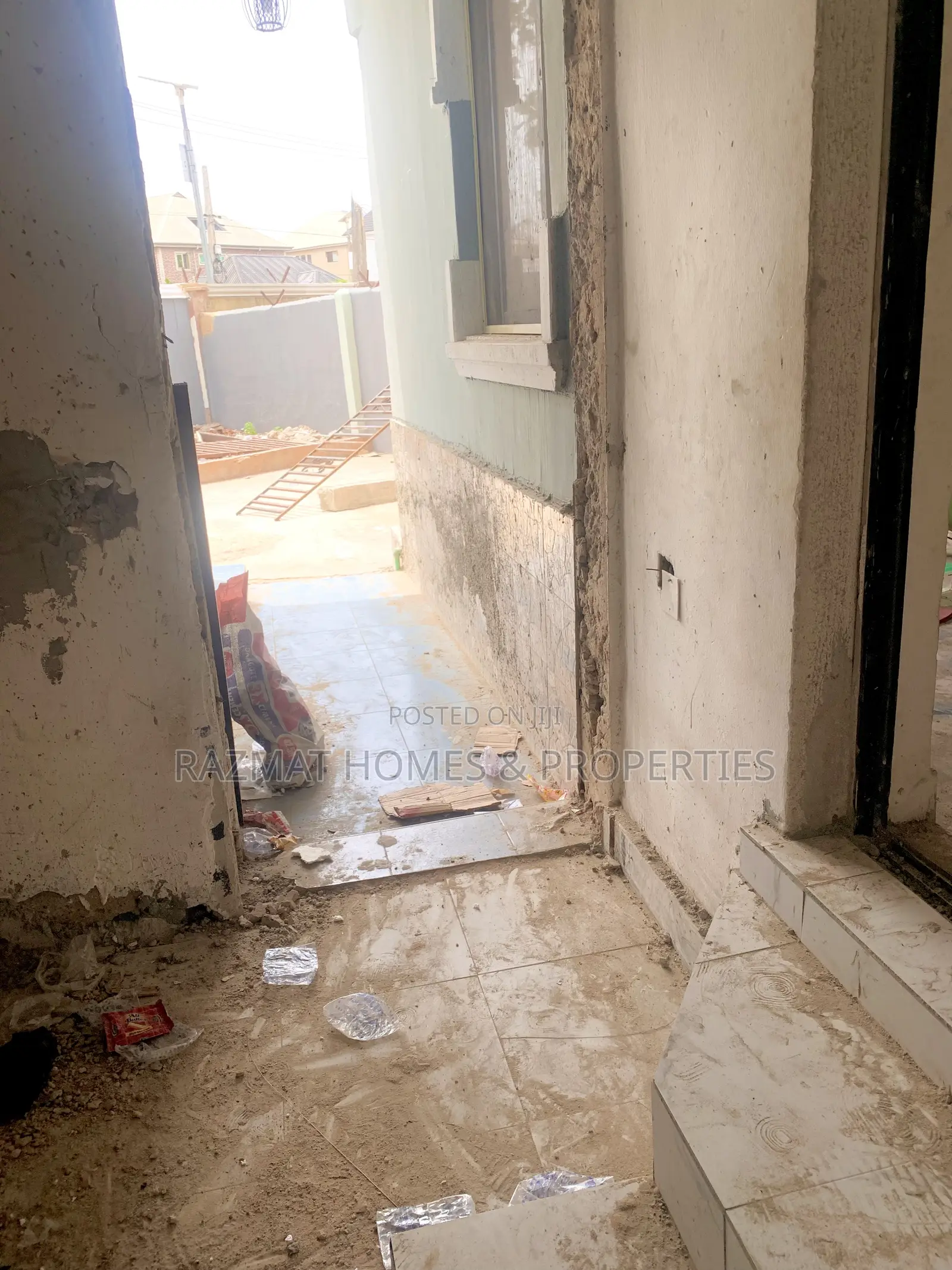 Studio Apartment in Okota for rent in Okota