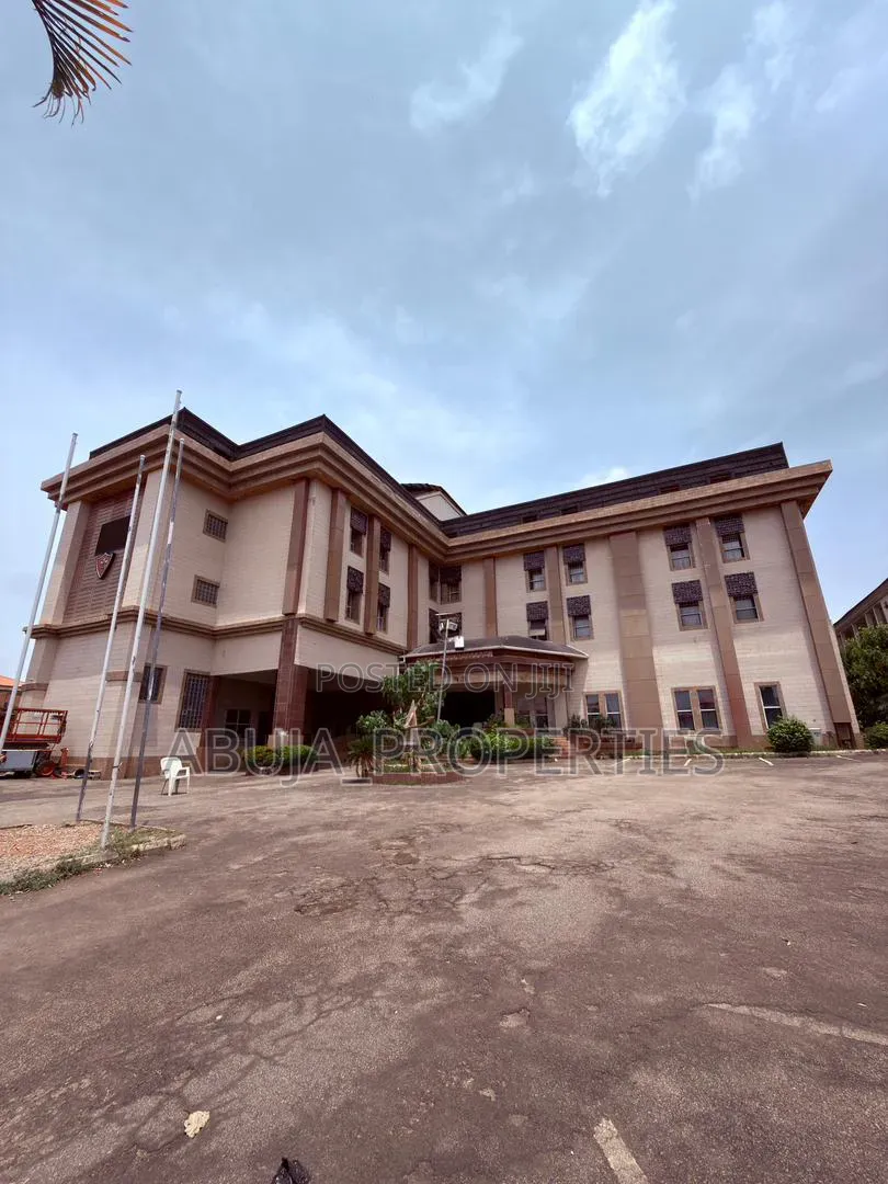 For Sale | Gwarinpa| 105 Rooms Hotel in Gwarinpa