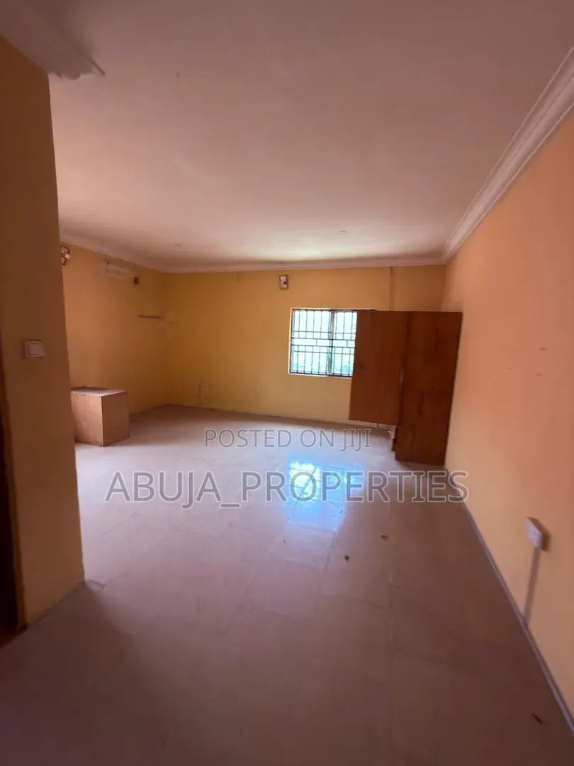 5bdrm Duplex in Gwarinpa for sale in Gwarinpa