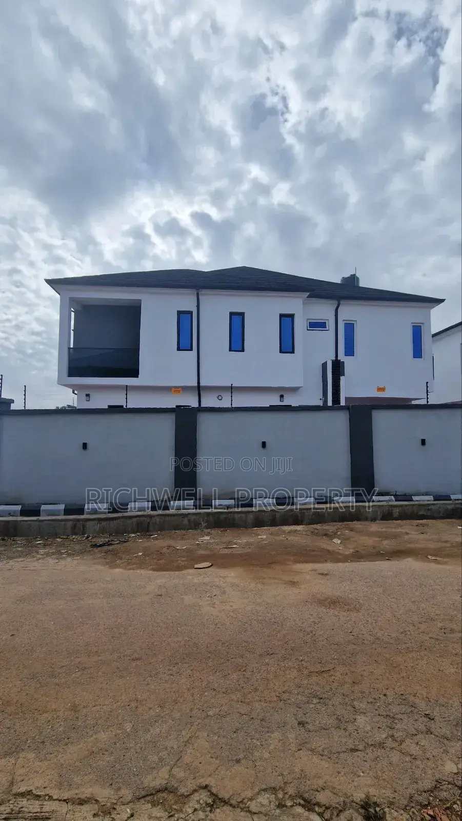4bdrm Duplex in Bodjia, Bodija for sale in Bodija