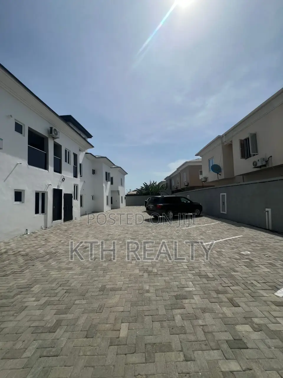 2bdrm Apartment in New Road, Igbo-efon for sale in Igbo-efon