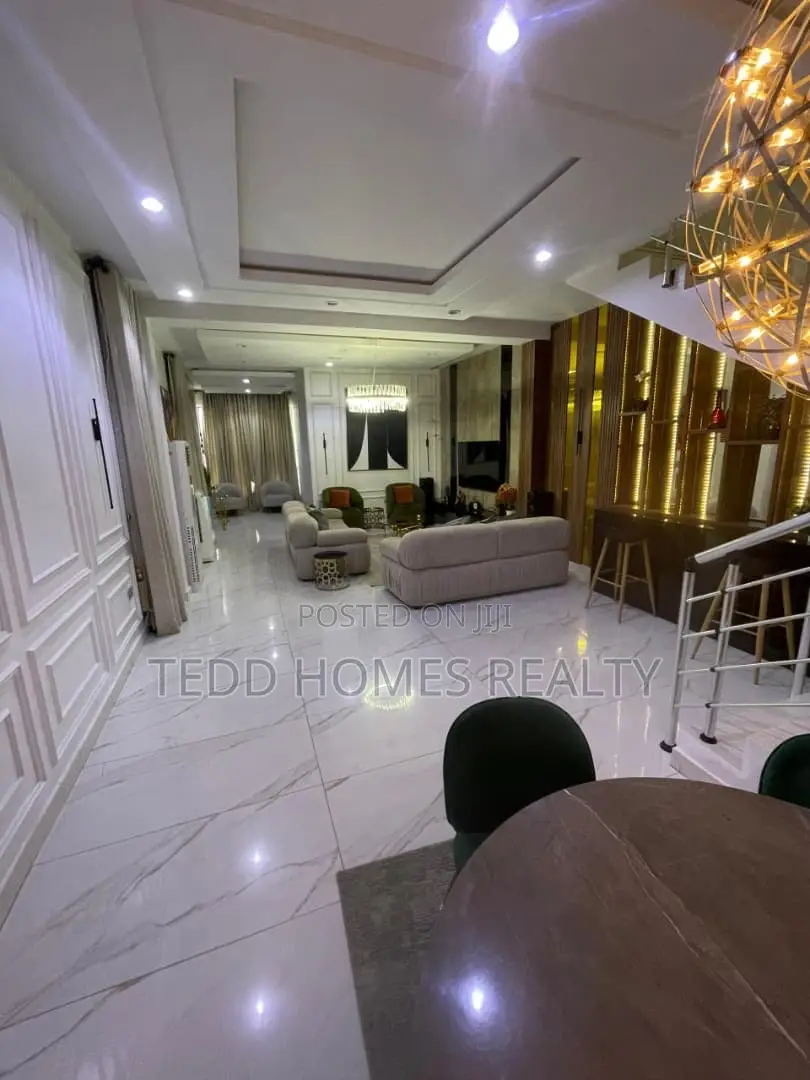 Furnished 5bdrm Duplex in Agungi for rent in Agungi
