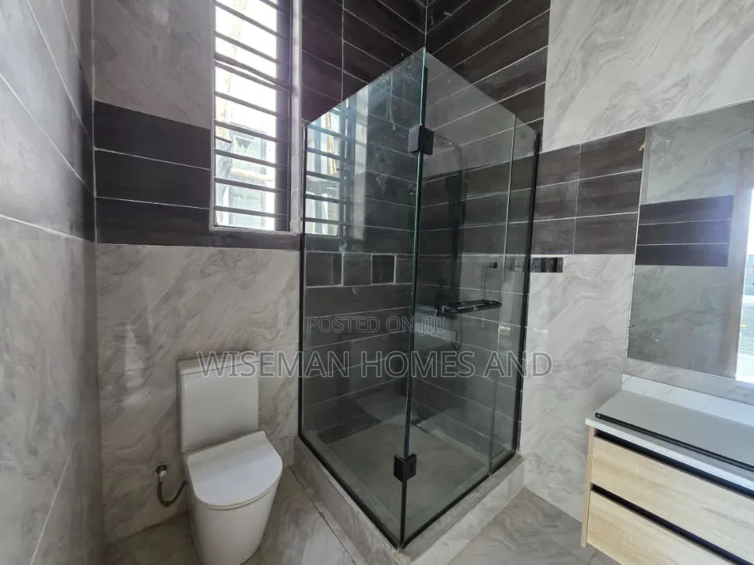 4bdrm Duplex in Chevron Drive Lekki for rent in Chevron