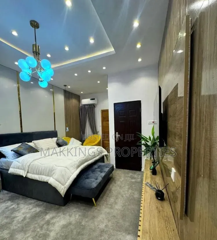 Furnished 3bdrm Duplex in Ikota for sale in Ikota