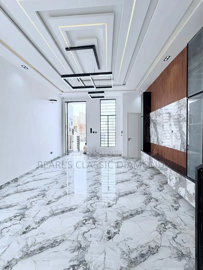 4bdrm Duplex in Ado / Ajah for sale in Ado / Ajah
