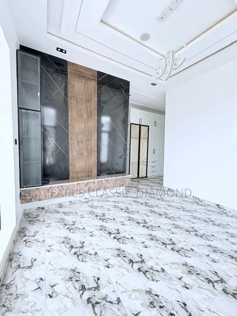 4bdrm Duplex in Ado / Ajah for sale in Ado / Ajah
