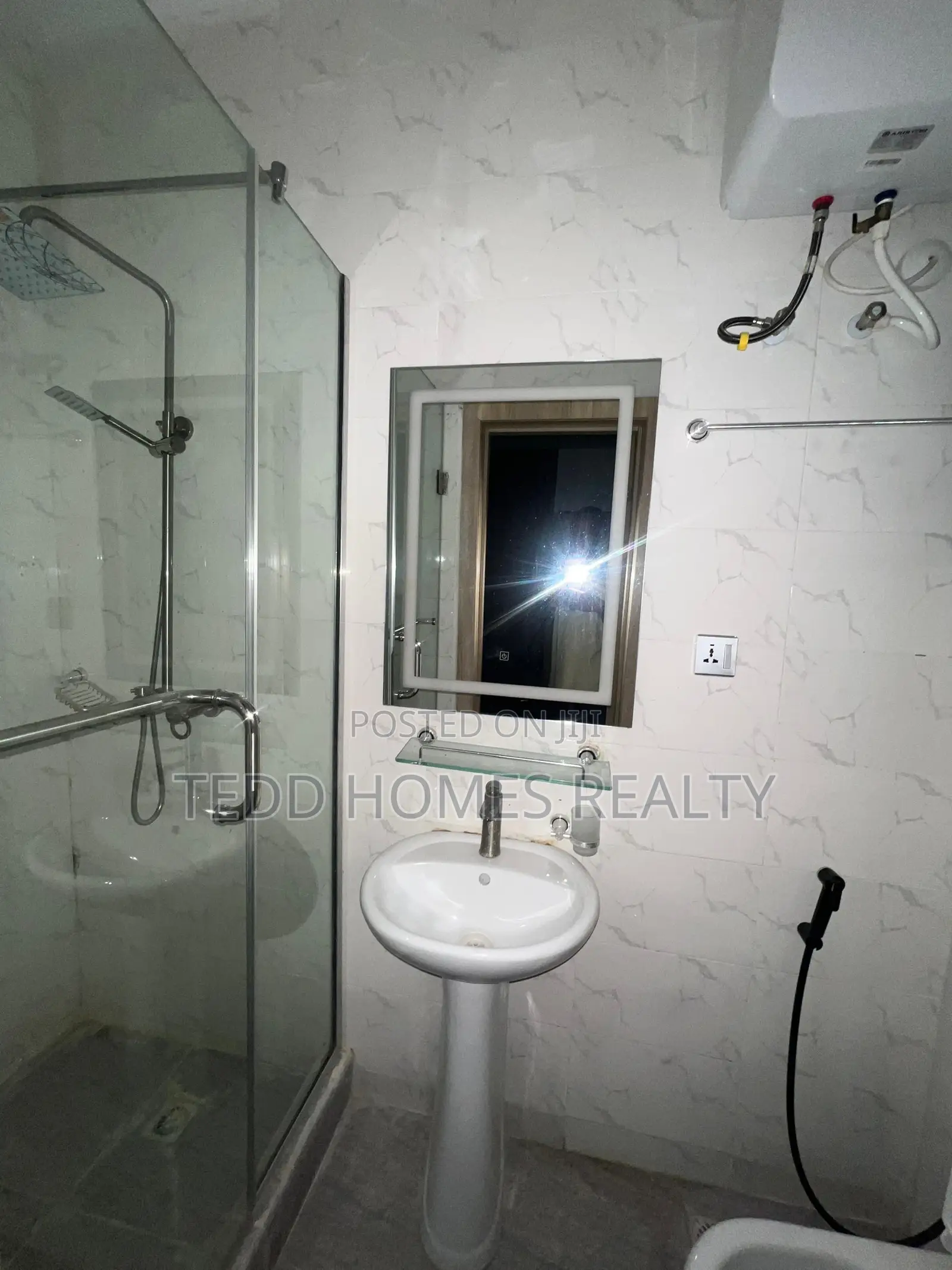 4bdrm Apartment in Ikate for rent in Ikate