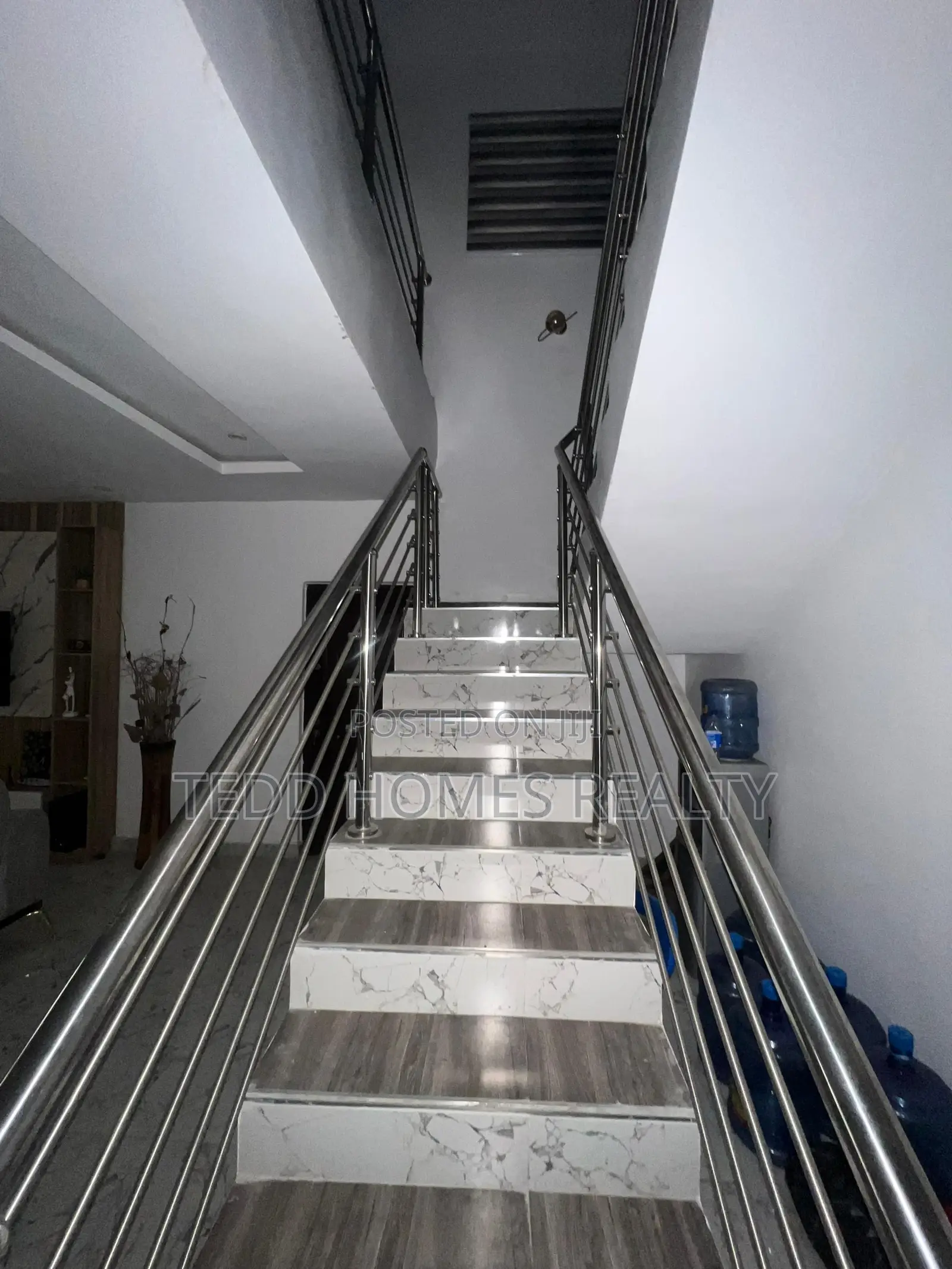 4bdrm Apartment in Ikate for rent in Ikate