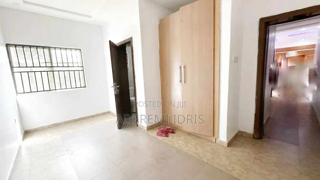 3bdrm Apartment in Gateway, Magodo Isheri for rent in Magodo Isheri