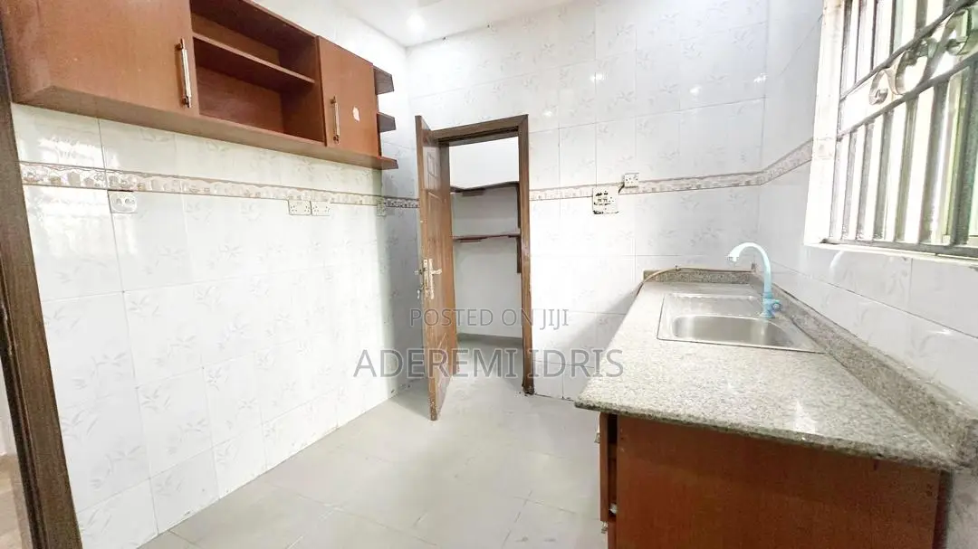 3bdrm Apartment in Gateway, Magodo Isheri for rent in Magodo Isheri