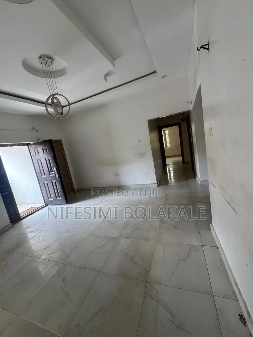 3bdrm Block of Flats in Sharp Corner, for rent in Oluyole Estate