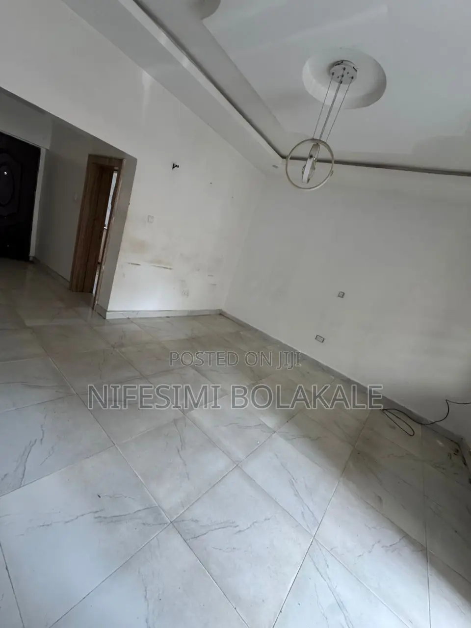 3bdrm Block of Flats in Sharp Corner, for rent in Oluyole Estate
