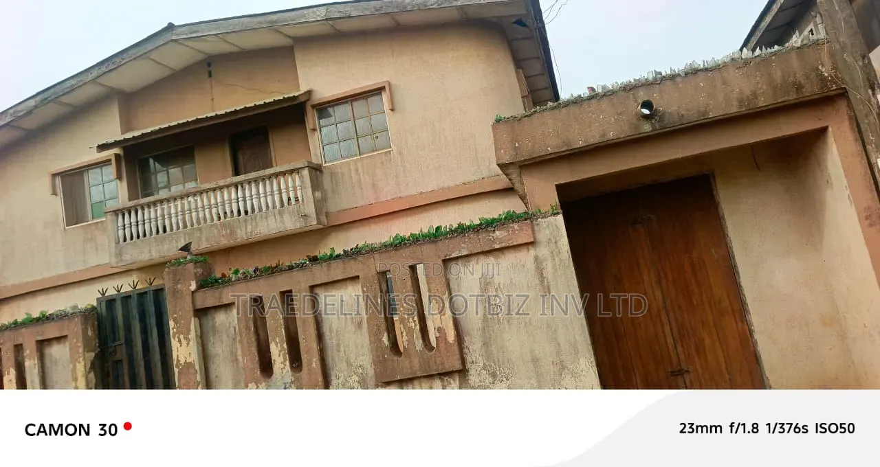 3bdrm Block of Flats in Oju Ore, Ado-Odo/Ota for sale in Ado-Odo/Ota