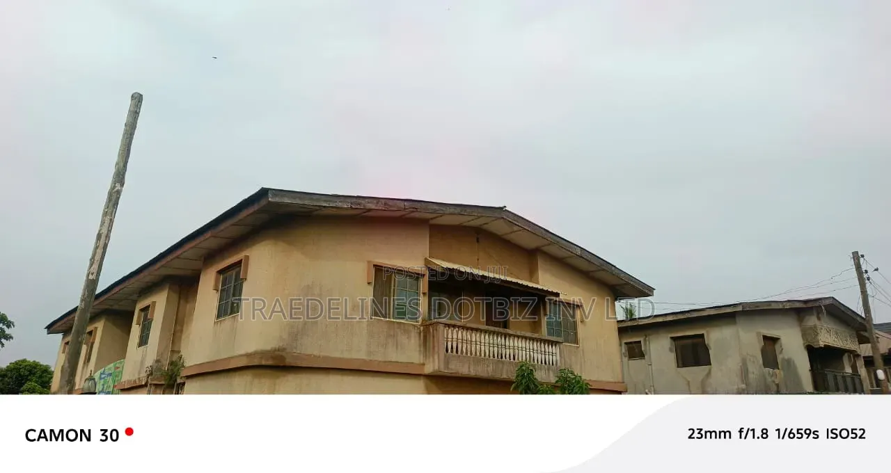 3bdrm Block of Flats in Oju Ore, Ado-Odo/Ota for sale in Ado-Odo/Ota