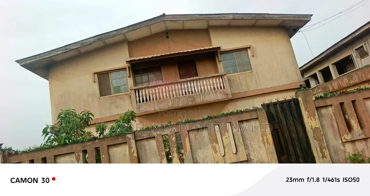 3bdrm Block of Flats in Oju Ore, Ado-Odo/Ota for sale in Ado-Odo/Ota