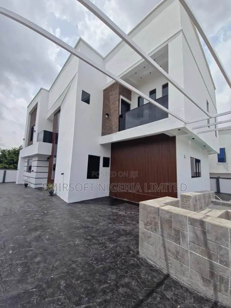 Furnished 4bdrm Duplex in Agodi for sale in Agodi