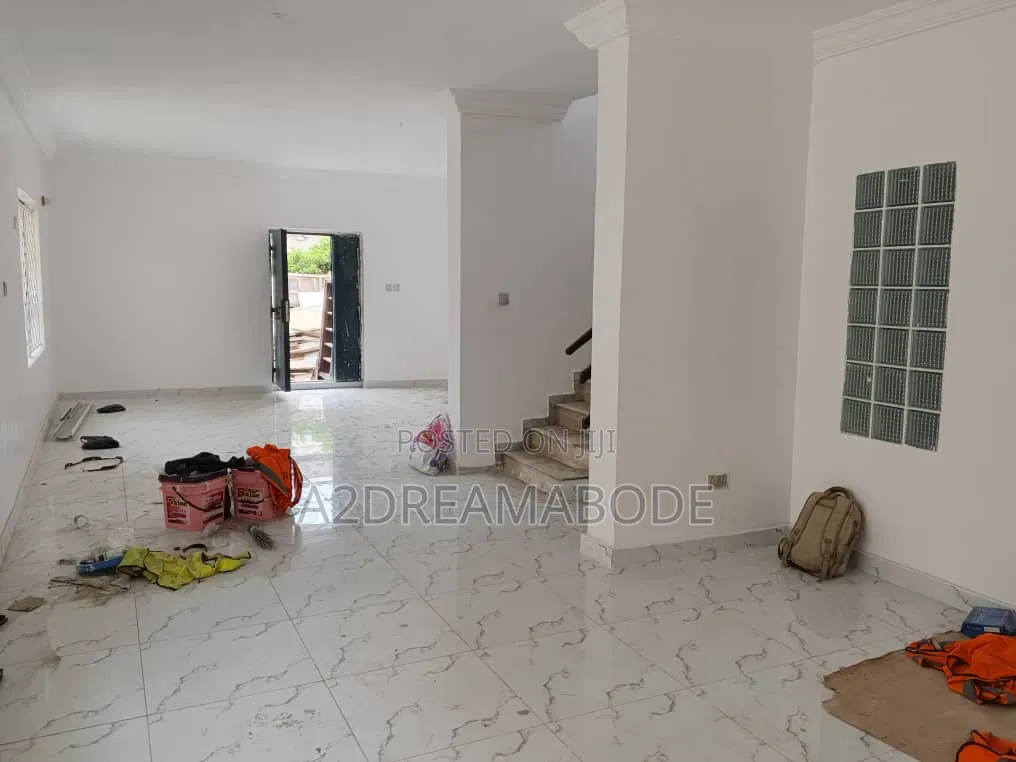 4bdrm Duplex in Adeniyi Jones for rent in Adeniyi Jones