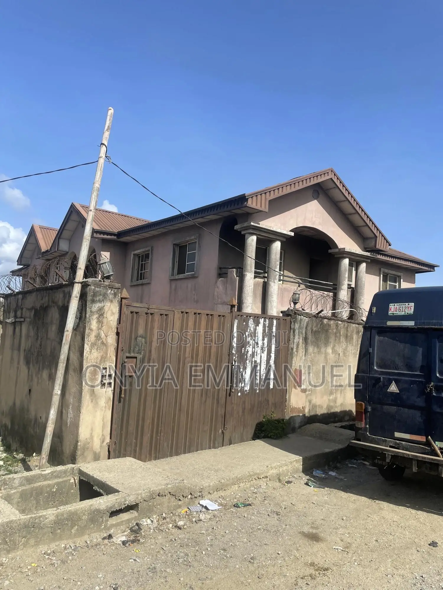 6bdrm Duplex in Ifelodu Close, Mile 12 for sale in Mile 12