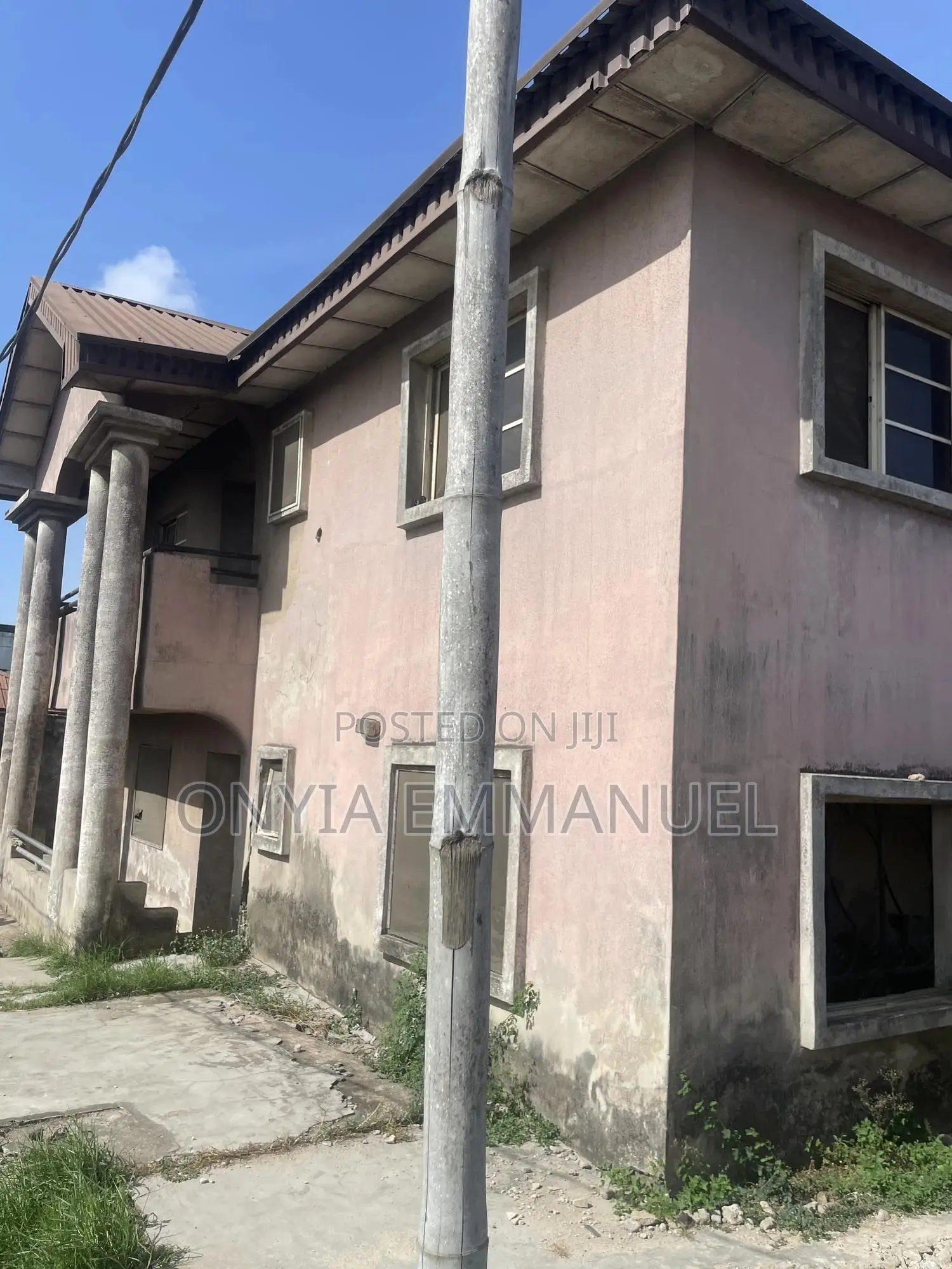 6bdrm Duplex in Ifelodu Close, Mile 12 for sale in Mile 12