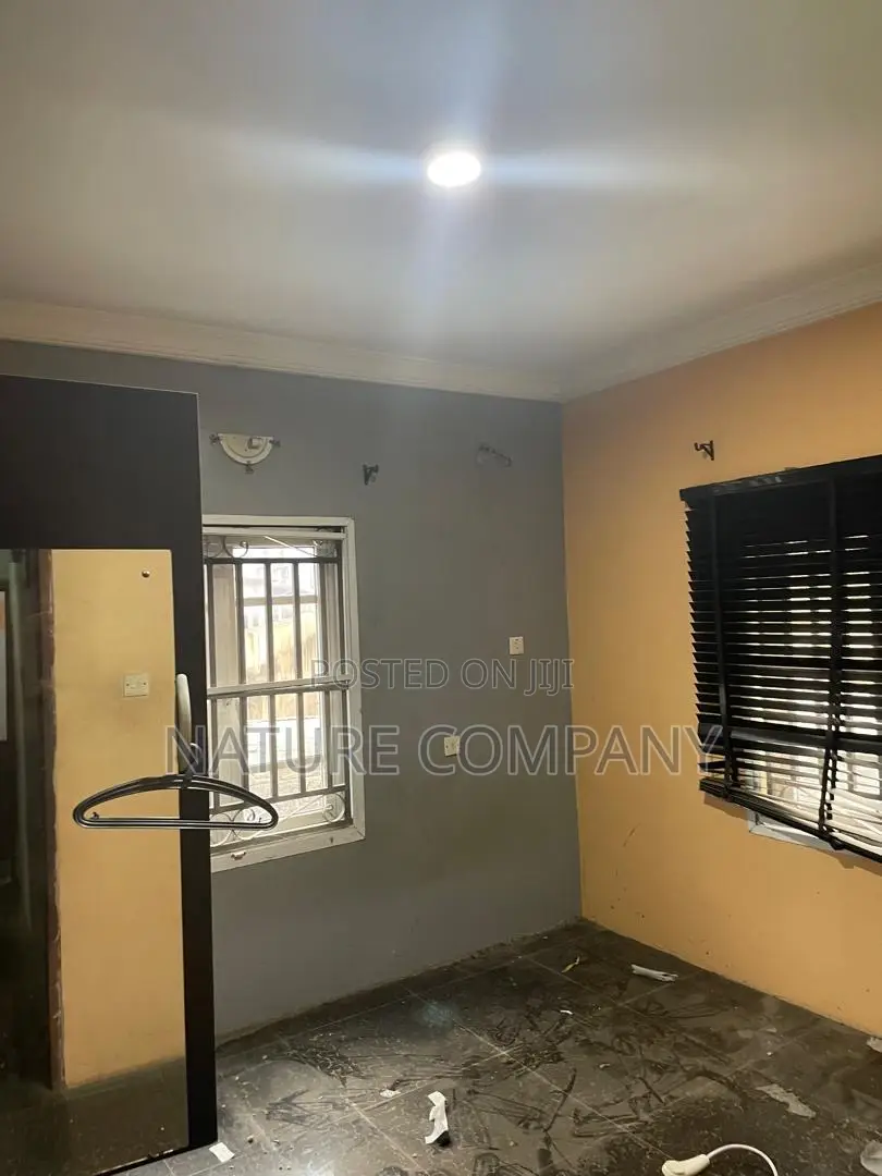3bdrm Block of Flats in Shangisha, Magodo for rent in Magodo