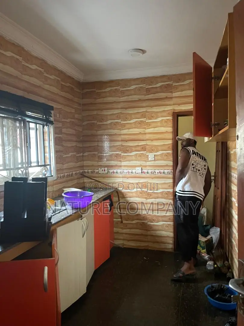 3bdrm Block of Flats in Shangisha, Magodo for rent in Magodo