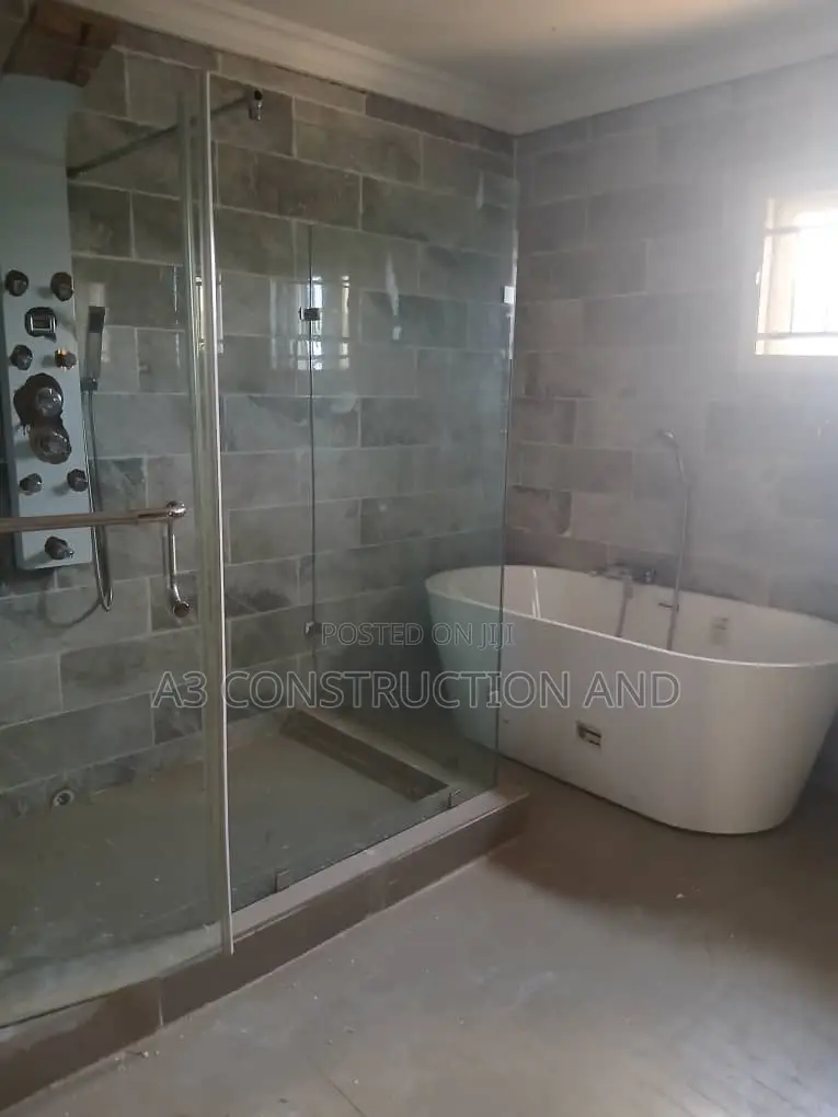 4bdrm Duplex in Okebadan Estate, for rent in Akobo
